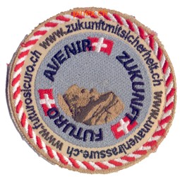 Immagine di Zukunft Futuro Avenir Abzeichen vom Ausstellungsteam OLMA der Schweizer Armee, mit Klett