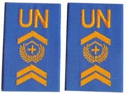 Bild für Kategorie Abzeichen UN, OSCE, Kfor, Swisscoy 