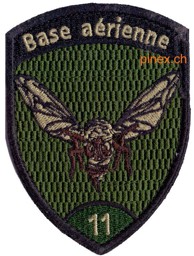 Bild von Base aérienne 11 grün mit Klett Badge 