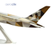 Bild von Airbus A380 Etihad Air Line 1:200 Snap Fit Modell von Aeroclix