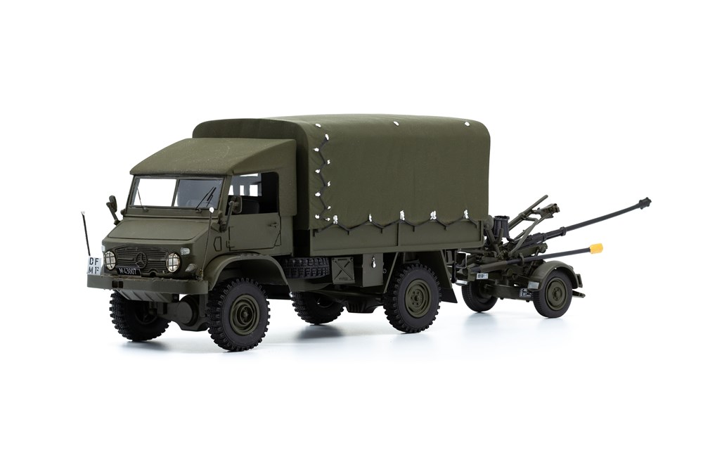 Immagine di Unimog S 404 mit L-Flab Kanone 54 Kunststoff Fertigmodell ACE Collectors 1:43