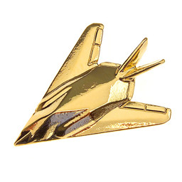 Bild von F117 Stealth Fighter Pin vergoldet
